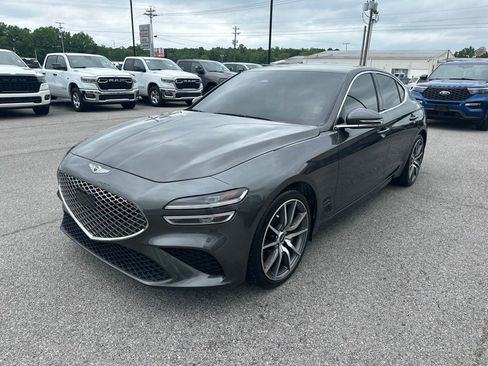 Used 2023 Genesis G70 2.0T RWD image 3