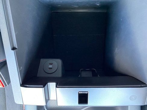 Certified 2025 Ford Explorer ST w/ Sun And Sound Package image 53