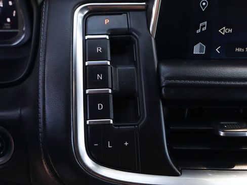 Used 2022 Chevrolet Tahoe Z71 AWD/4WD image 36
