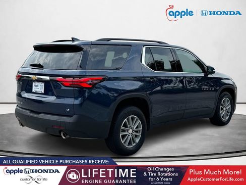 Used 2023 Chevrolet Traverse LT AWD/4WD image 3