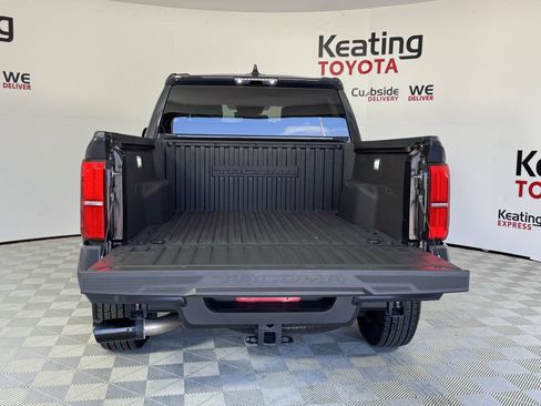Certified 2025 Toyota Tacoma TRD Sport AWD/4WD image 19