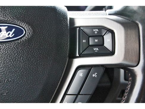Used 2018 Ford F250 Platinum w/ Platinum Ultimate Package AWD/4WD image 20