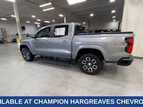 Used 2023 Chevrolet Colorado LT w/ LT Convenience Package III image 8