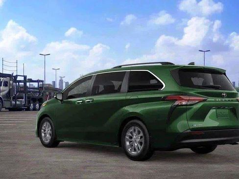 New 2026 Toyota Sienna XLE AWD/4WD image 72