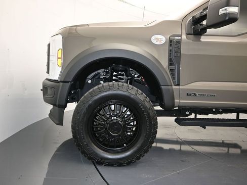 New 2026 Ford F450 XLT w/ XLT Value Package AWD/4WD image 1
