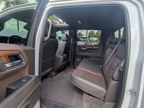 Used 2023 GMC Sierra 1500 Denali w/ Denali Reserve Package AWD/4WD image 21