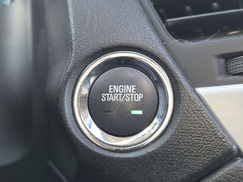 Used 2019 GMC Yukon XL SLT w/ Open Road Package image 16