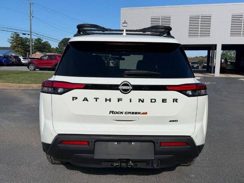 Used 2024 Nissan Pathfinder Rock Creek AWD/4WD image 4