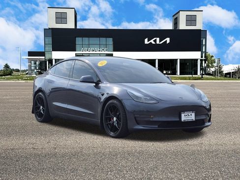 Used 2023 Tesla Model 3 Performance AWD/4WD image 2
