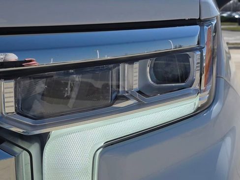 Used 2024 Chevrolet Silverado 1500 LTZ image 10