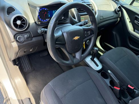 Used 2016 Chevrolet Trax LS FWD image 14