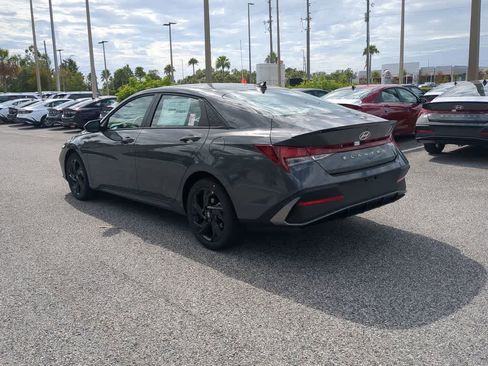New 2026 Hyundai Elantra Sport FWD image 4