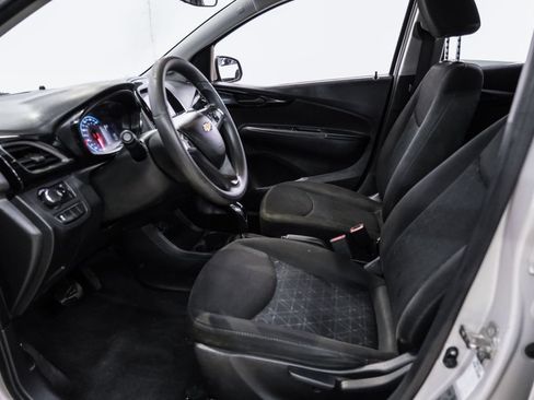 Used 2021 Chevrolet Spark LT FWD image 4