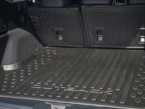 Certified 2025 Subaru Outback Touring image 9