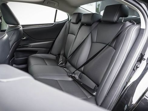 Certified 2024 Lexus ES 250 w/ Accessory Package (Z2) AWD/4WD image 18
