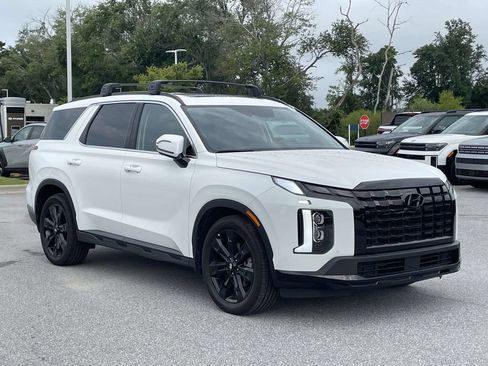 Certified 2025 Hyundai Palisade XRT AWD/4WD image 1