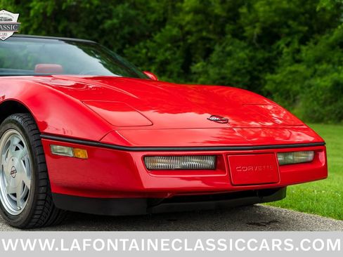 Used 1988 Chevrolet Corvette Convertible RWD image 22