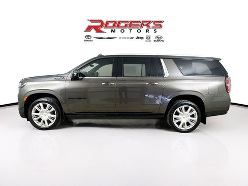 Used 2021 Chevrolet Suburban High Country AWD/4WD image 9