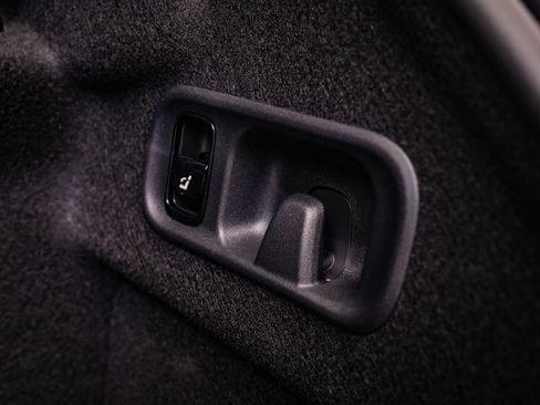 New 2026 Mercedes-Benz C 300 4MATIC Sedan image 24