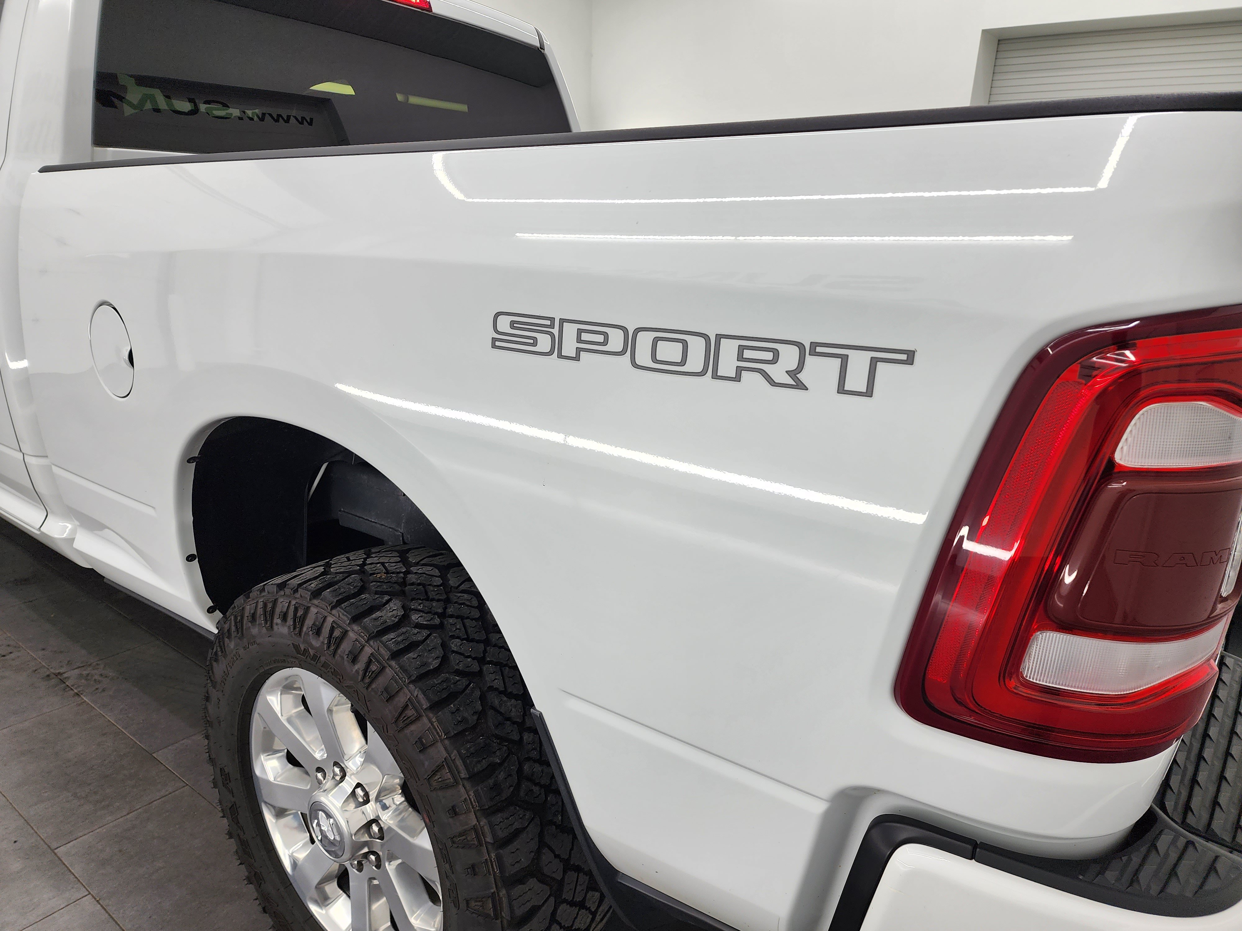 Used 2023 RAM 2500 Big Horn w/ Level 1 Equipment Group AWD/4WD image 30