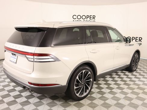 Used 2020 Lincoln Aviator Reserve w/ Equipment Group 202A image 22