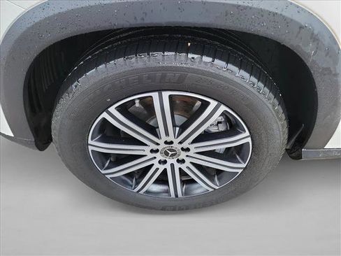 Used 2024 Mercedes-Benz GLE 450 4MATIC image 9