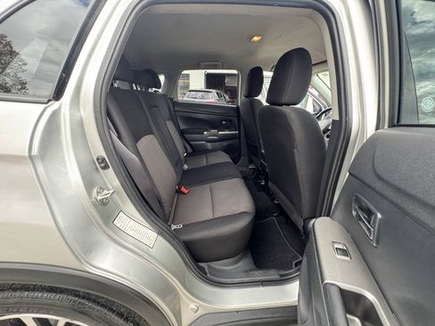 Used 2019 Mitsubishi Outlander Sport SE FWD image 46