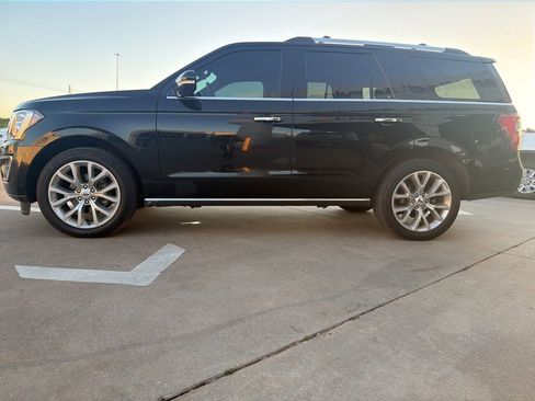 Used 2018 Ford Expedition Limited w/ Equipment Group 302A AWD/4WD image 6