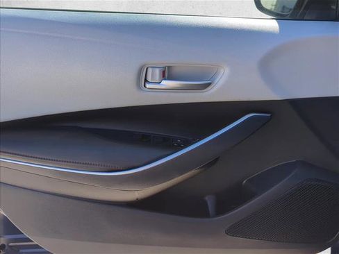 Used 2023 Toyota Corolla SE image 11