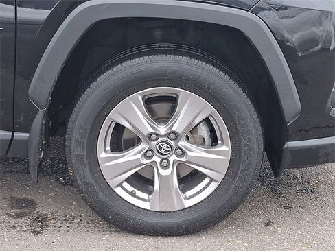 Used 2023 Toyota RAV4 XLE w/ Convenience Package image 8