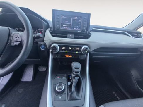 Used 2020 Toyota RAV4 XLE w/ All Weather Liner Package AWD/4WD image 11