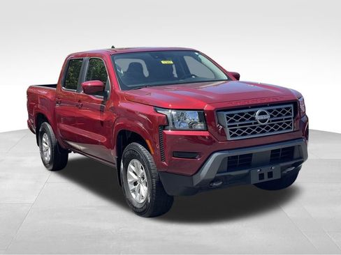 Certified 2024 Nissan Frontier SV AWD/4WD image 3