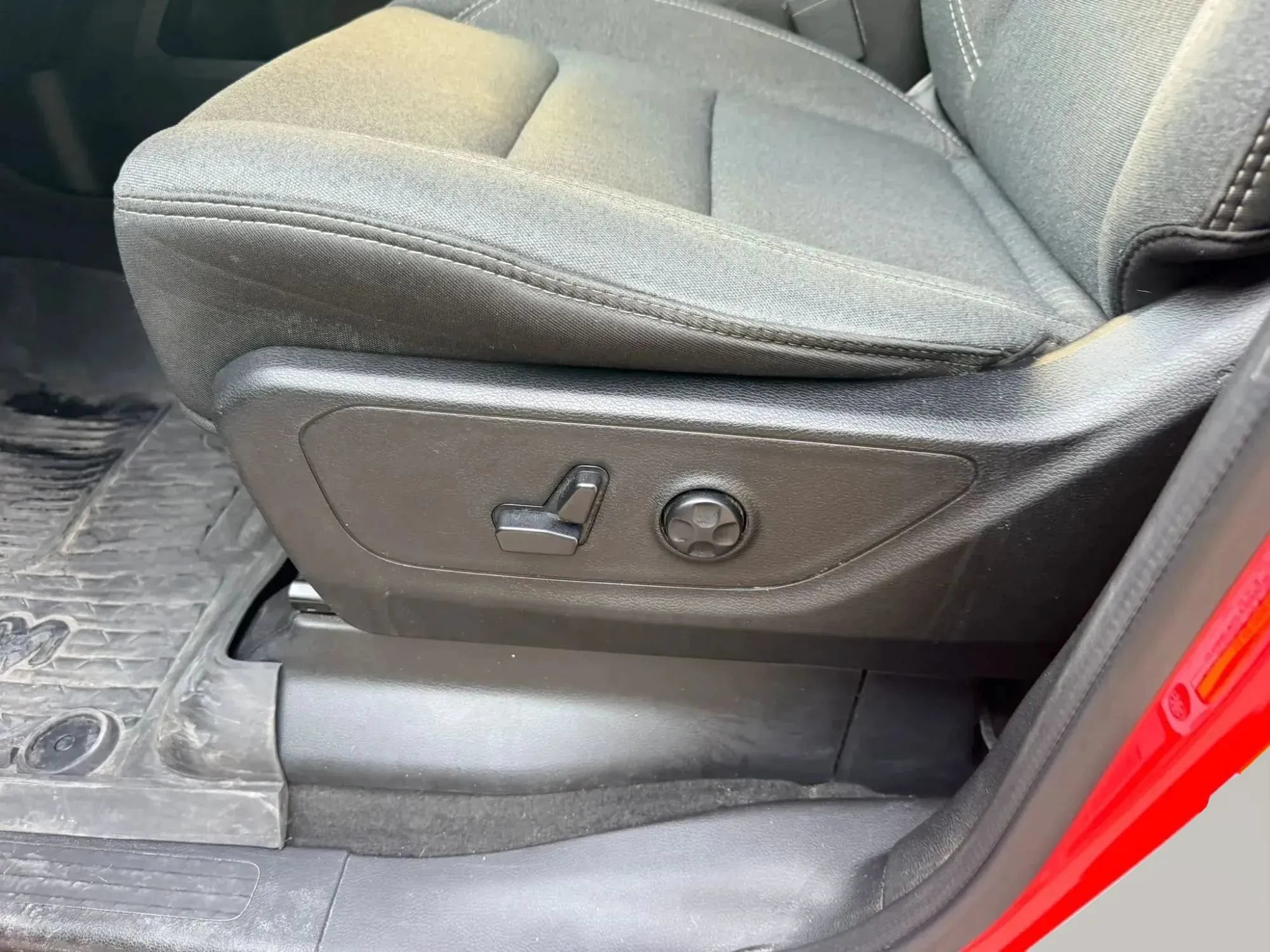 Used 2020 RAM 1500 Lone Star AWD/4WD image 32