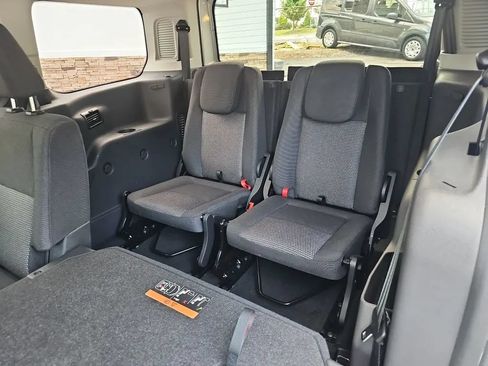 Used 2018 Ford Transit Connect XL FWD image 19