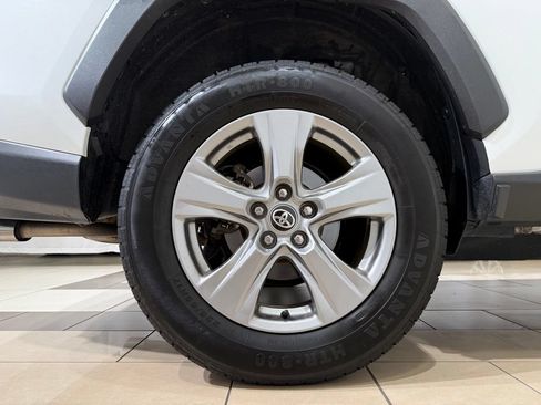 Certified 2024 Toyota RAV4 XLE FWD image 9