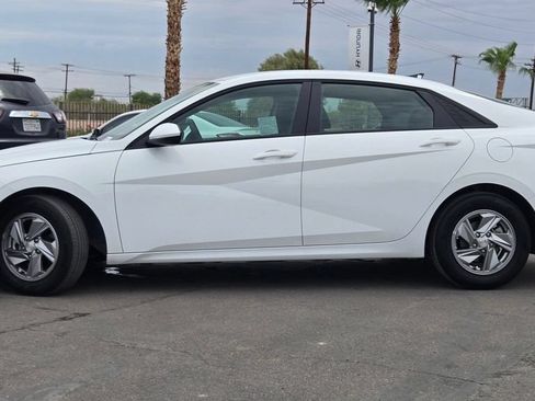 Used 2026 Hyundai Elantra SE w/ Cargo Package FWD image 8