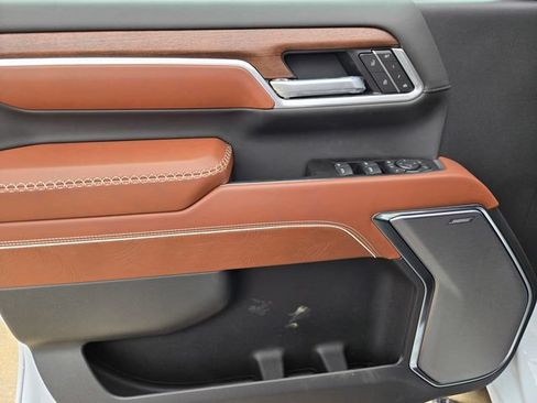 New 2026 GMC Sierra 2500 Denali Ultimate w/ Max Trailering Package AWD/4WD image 11