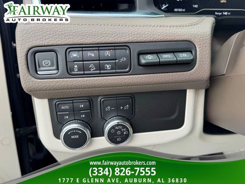 Used 2022 GMC Yukon Denali image 17