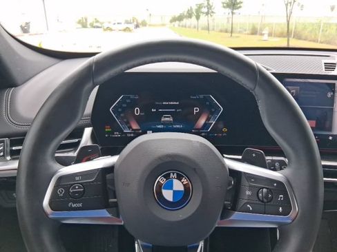 Used 2025 BMW X1 xDrive28i w/ M Sport Package AWD/4WD image 8