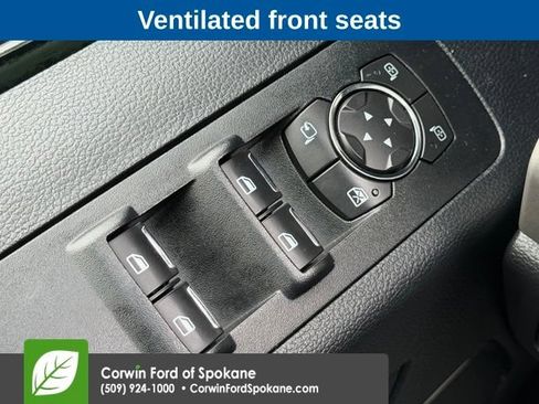 Used 2015 Ford F150 Lariat w/ Equipment Group 502A Luxury AWD/4WD image 21