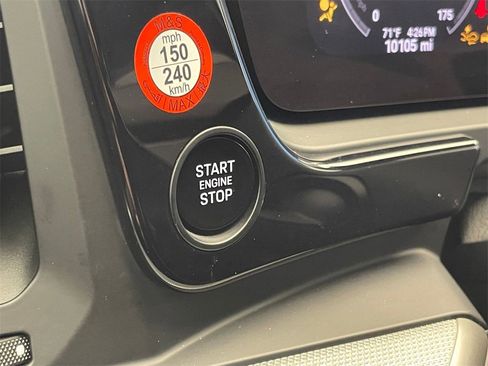 Used 2025 Porsche Cayenne image 13