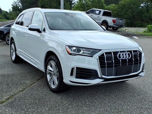 Used 2023 Audi Q7 3.0T Premium Plus w/ Premium Plus Package AWD/4WD image 5