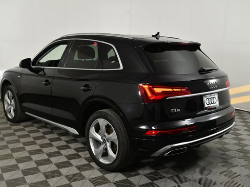 Certified 2023 Audi Q5 2.0T Premium Plus w/ Premium Plus Package image 3