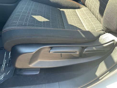 Used 2024 Honda HR-V Sport image 11