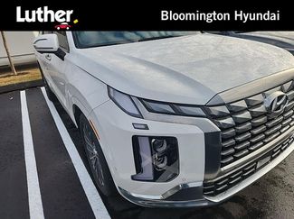 Used 2023 Hyundai Palisade Calligraphy video 1