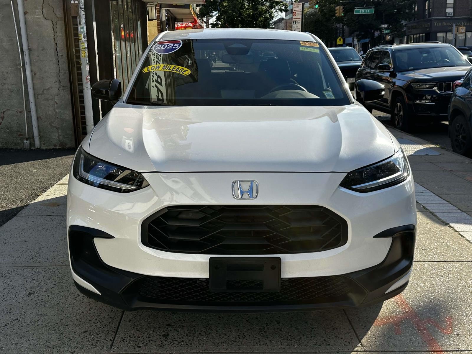 Used 2025 Honda HR-V Sport image 8
