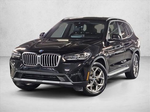 Used 2024 BMW X3 xDrive30i w/ Premium Package image 1