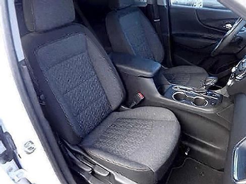 Used 2022 Chevrolet Equinox LT FWD image 10