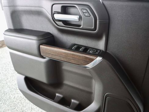 Used 2021 GMC Sierra 1500 Elevation image 23