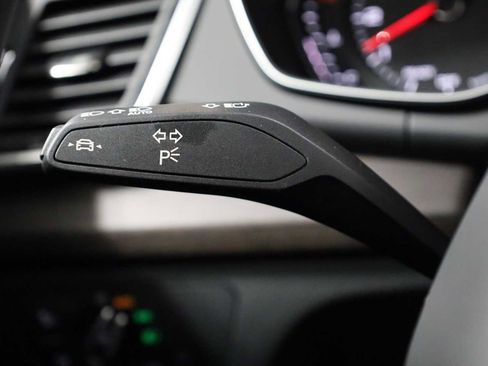 Certified 2024 Audi Q5 2.0T Premium image 28